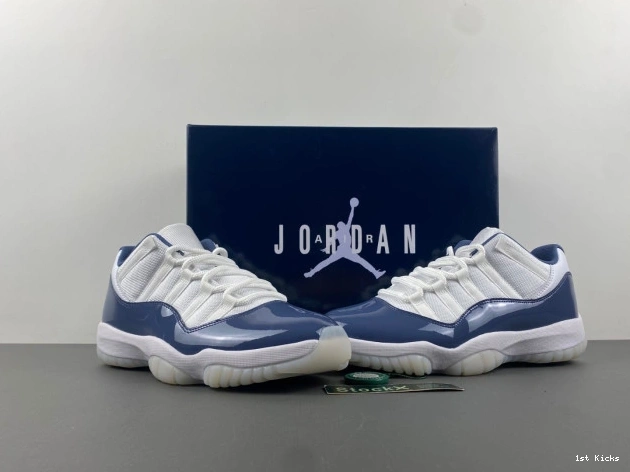 Jordan Low FV5104-104 Retro 11 Midnight (2024) Navy 0817